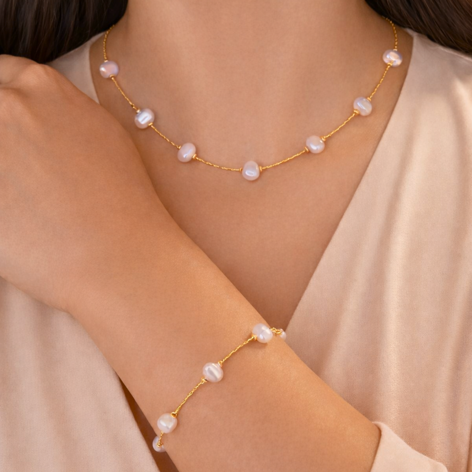 Talia Petite Pearl Necklace & Bracelet - Diyaana