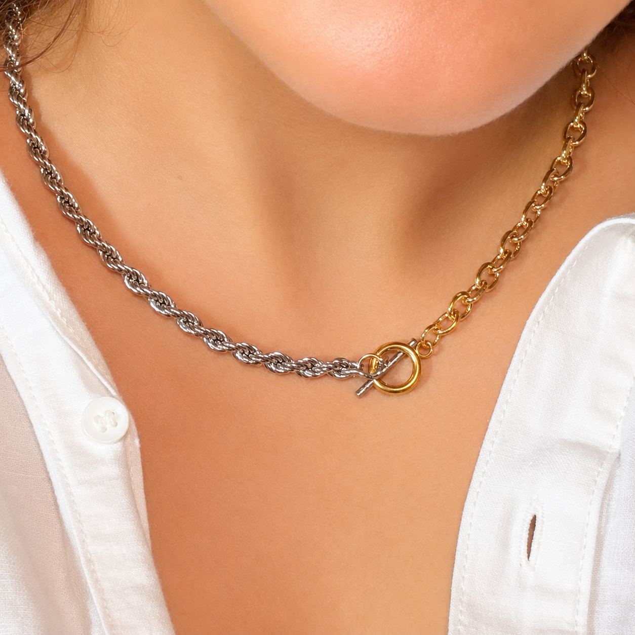 Layla Toggle Clasp Necklace